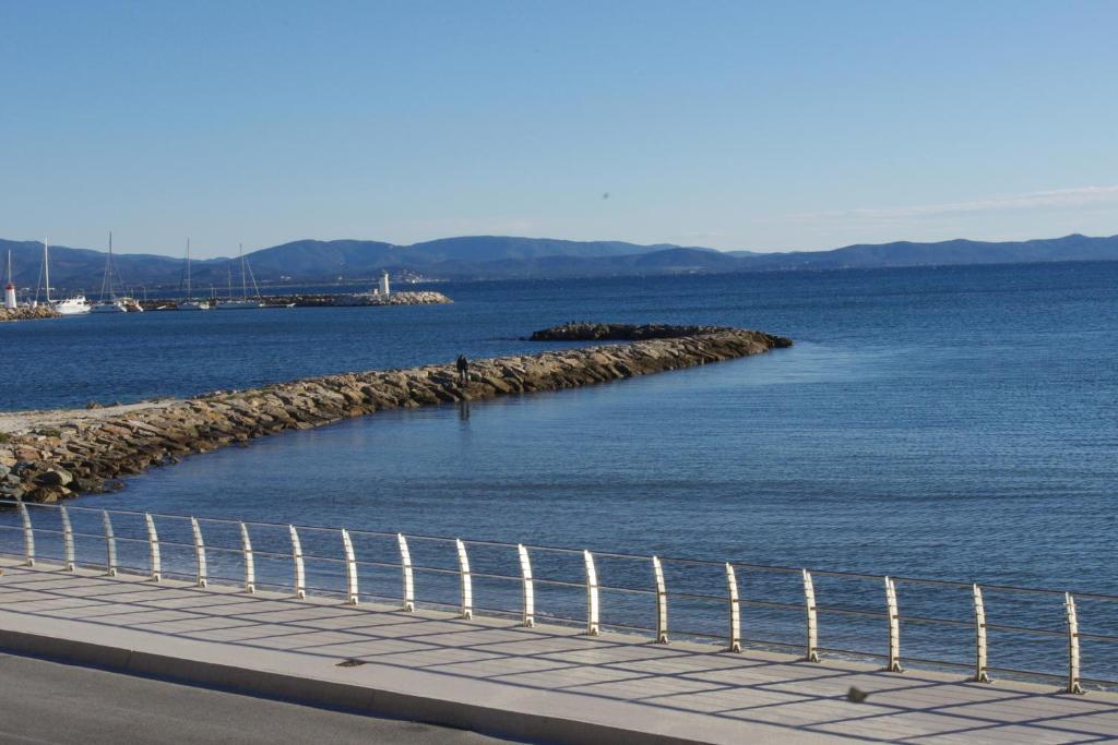 Les Stoechades Aparthotel Ιέρ Εξωτερικό φωτογραφία
